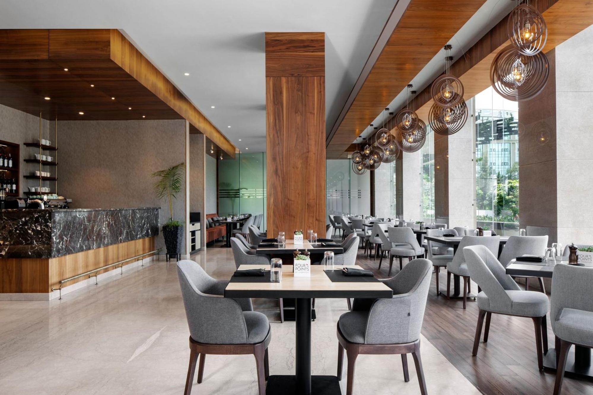 Four Points By Sheraton Kigali Esterno foto